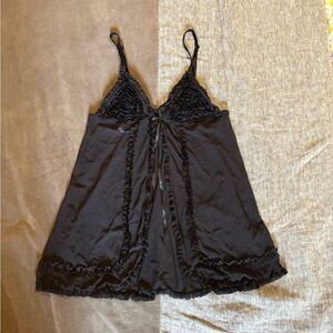 Elegant Black Lace Chemise